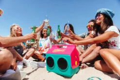 IGLOO KoolTunes Retro Cooler & Speaker -Outdoor Camping Store k10e403169a8760295905131bd54104c4