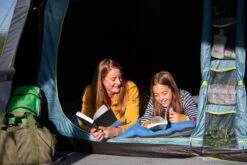 Coleman Castle Pines 4L BlackOut Tent -Outdoor Camping Store k66fb648ef9e7571862af4797d6e298bf